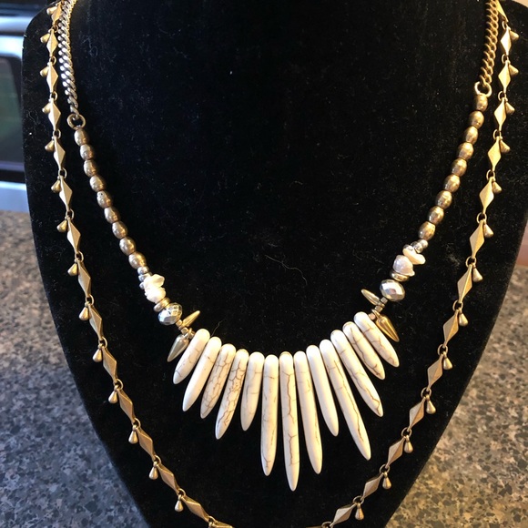 Stella and Dot Zuni Layering Necklace - Picture 2 of 5